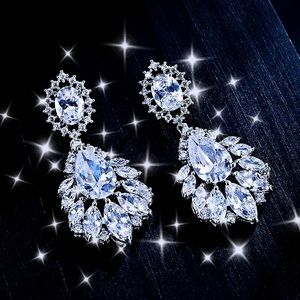 Luxury earring clear cluster Diamond statement